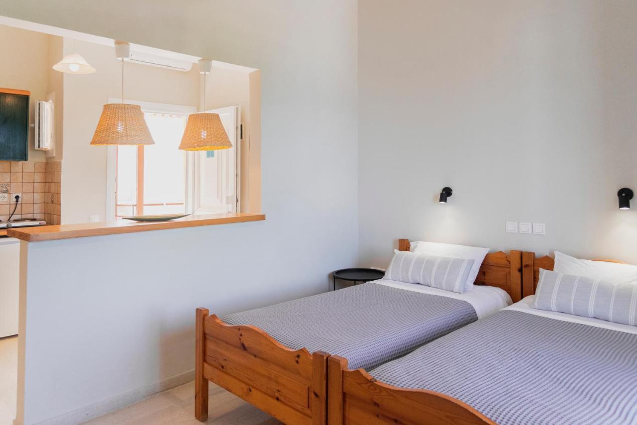 Kamini Apartments 卡沃斯 外观 照片
