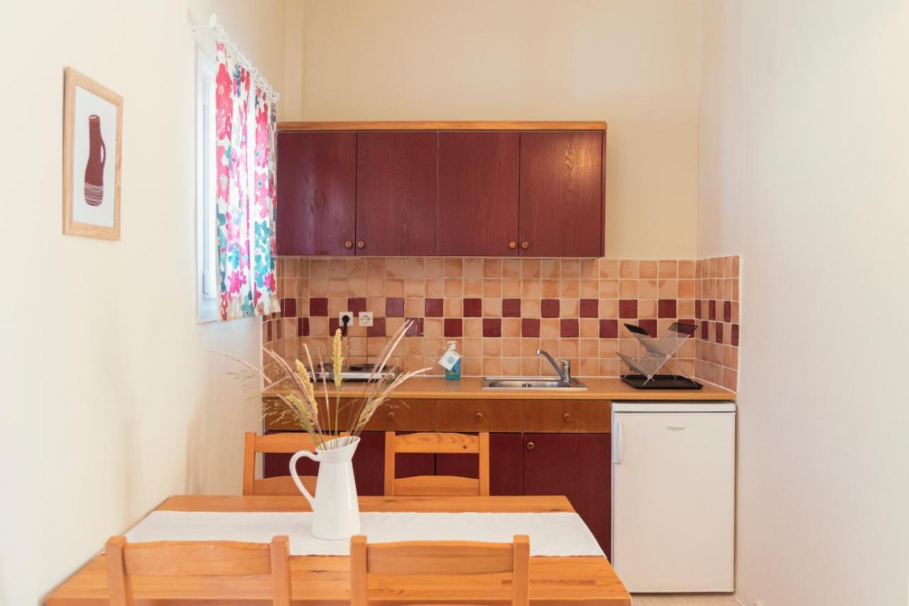 Kamini Apartments 卡沃斯 外观 照片
