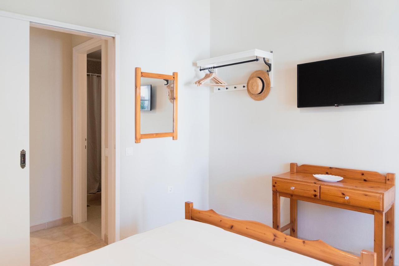 Kamini Apartments 卡沃斯 外观 照片