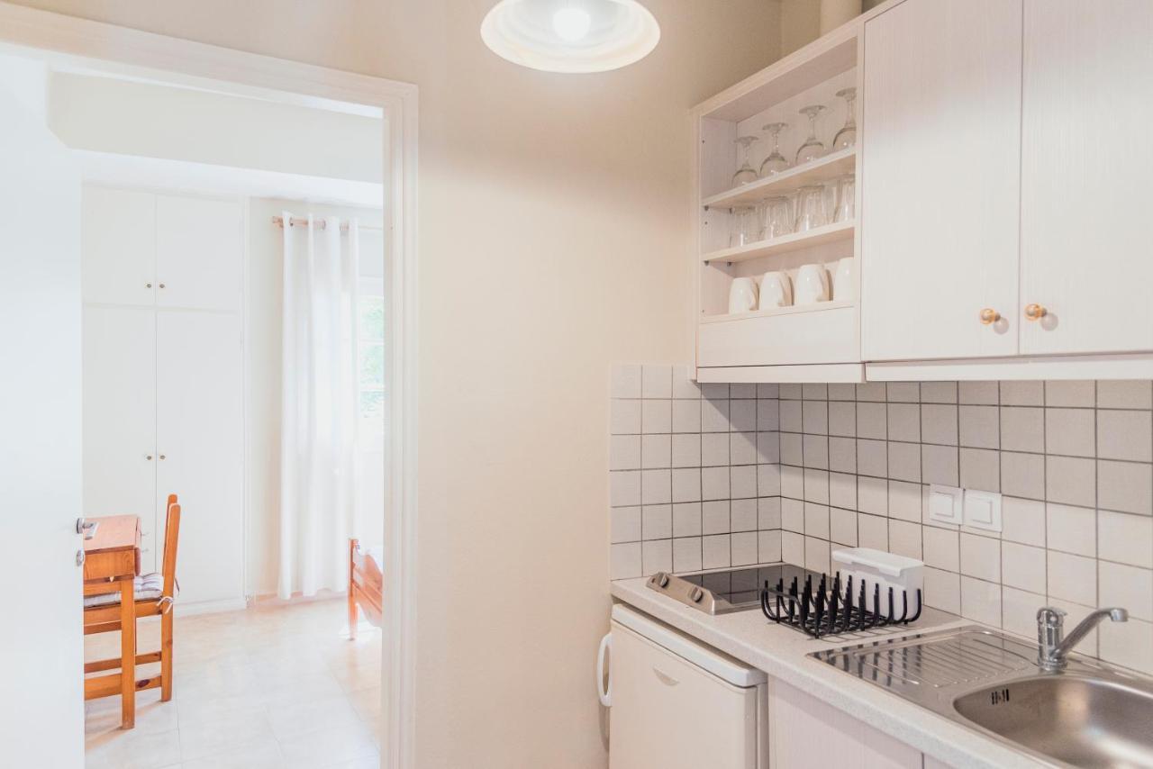 Kamini Apartments 卡沃斯 外观 照片
