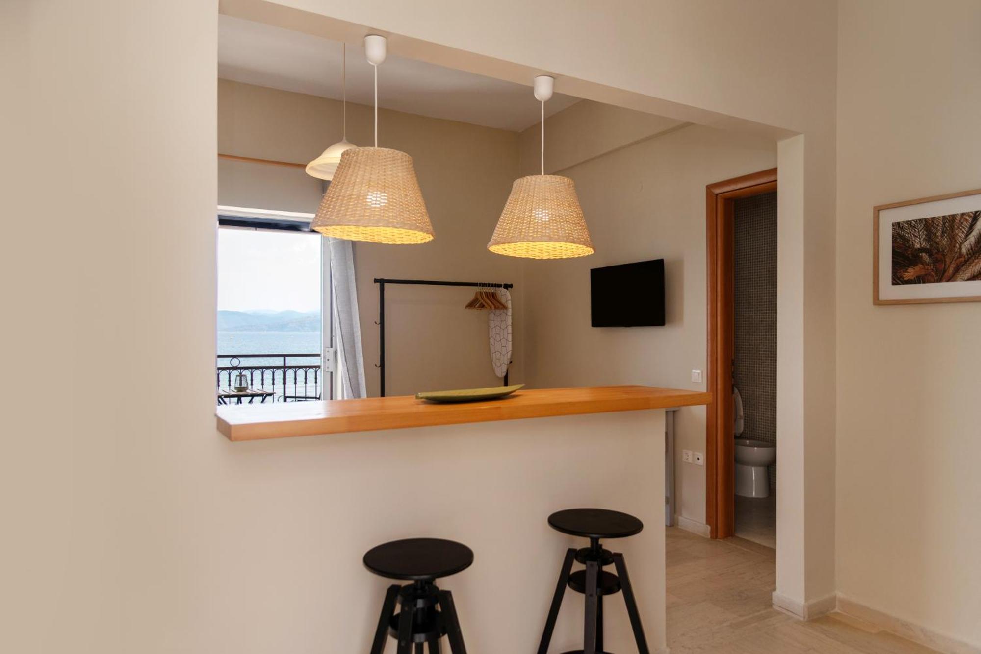 Kamini Apartments 卡沃斯 外观 照片