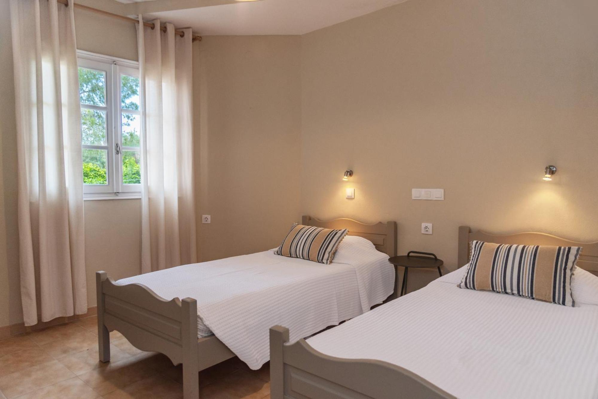 Kamini Apartments 卡沃斯 外观 照片