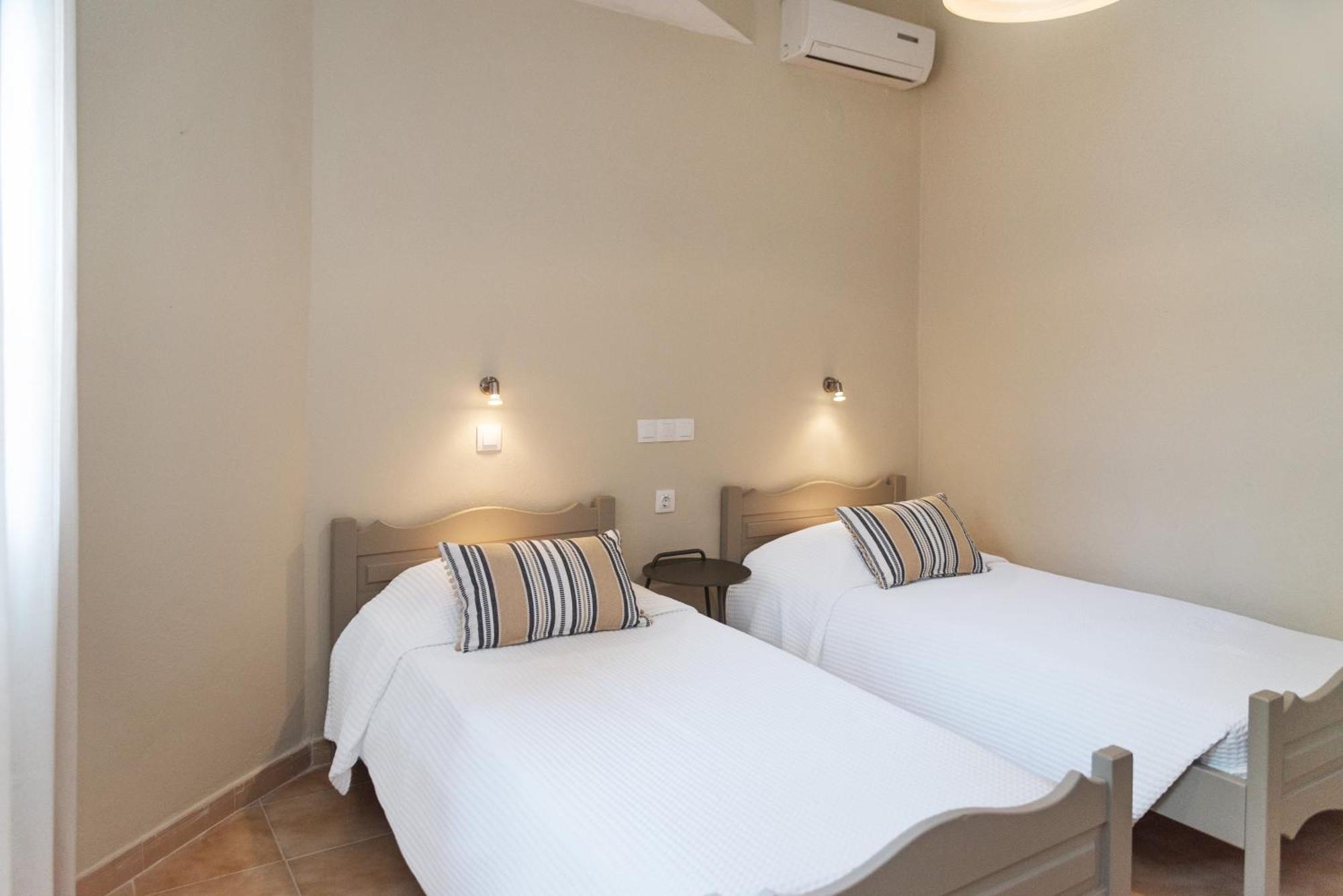 Kamini Apartments 卡沃斯 外观 照片
